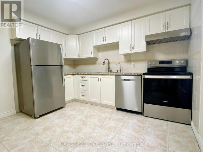 68 Hendon Rd in Markham, ON - Building Photo - Building Photo