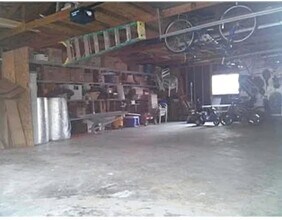 2257 E Eichel Ave in Evansville, IN - Foto de edificio - Building Photo