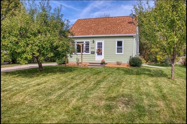 property at 940 Short St