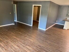 1105 Walker Rd in Laurel, MS - Building Photo - Building Photo