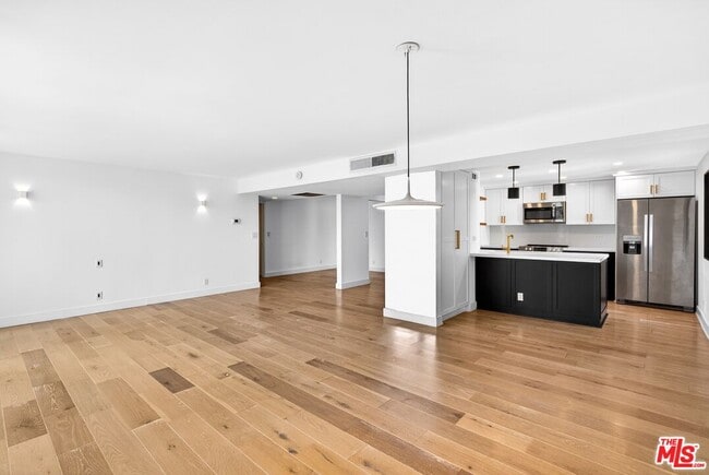 property at 10535 Wilshire Blvd