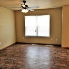 2820 W Lakewood Dr in Fayetteville, AR - Building Photo - Building Photo