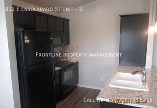 812 E Ensolarado St in Kuna, ID - Building Photo - Building Photo