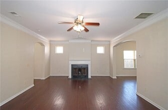 315 Lakeside Ln in Woodstock, GA - Building Photo - Building Photo