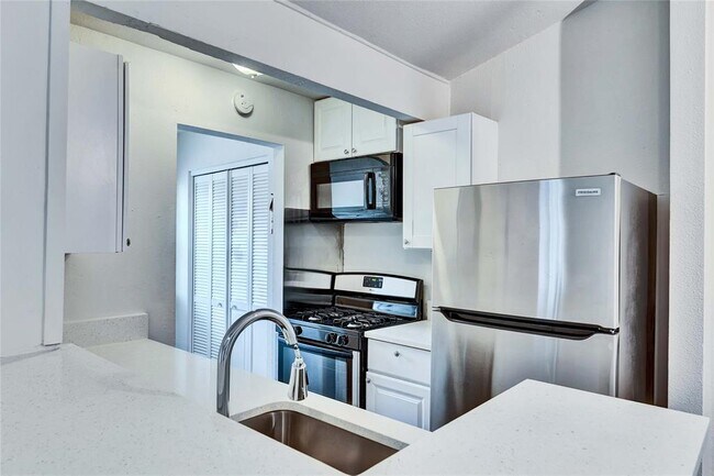 3514 Southridge Dr in Austin, TX - Building Photo - Building Photo