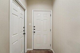 402 Jack Rabbit Ln in Buda, TX - Building Photo - Building Photo