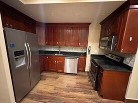 817 6th St NW, Unit B in Washington, DC - Building Photo