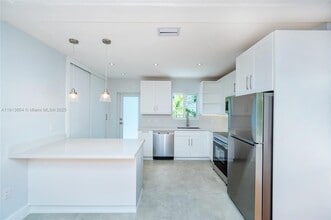 636 Malaga Ave in Coral Gables, FL - Building Photo - Building Photo