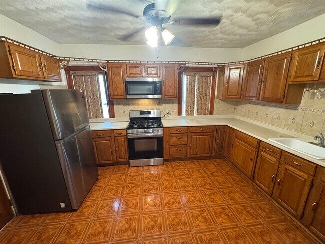 property at 374 Bowdoin St