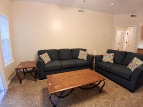 345 Belmont Pl in Provo, UT - Foto de edificio - Building Photo