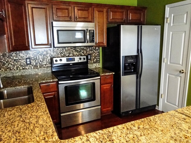 7537 Brighton Hill Ln in Raleigh, NC - Building Photo - Building Photo