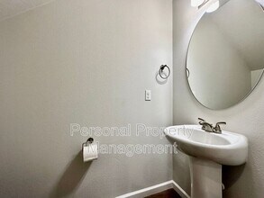 11323 NE 25th St in Vancouver, WA - Foto de edificio - Building Photo