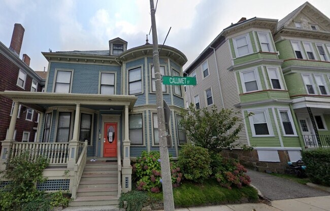 126 Calumet St, Unit 1