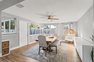 1960 NW 32nd Ct in Oakland Park, FL - Building Photo - Building Photo