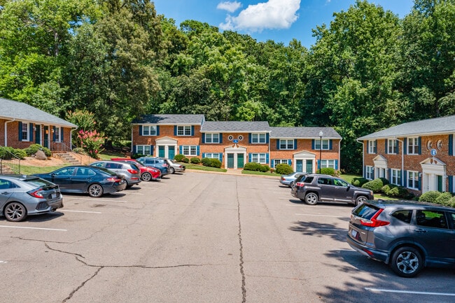Candlewood Apartments in Sanford, NC - Building Photo - Building Photo