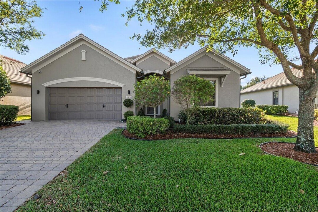 3356 Florence St in Wellington, FL - Foto de edificio