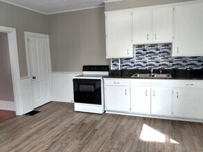 1610 Philadelphia Ave in Chambersburg, PA - Building Photo - Building Photo