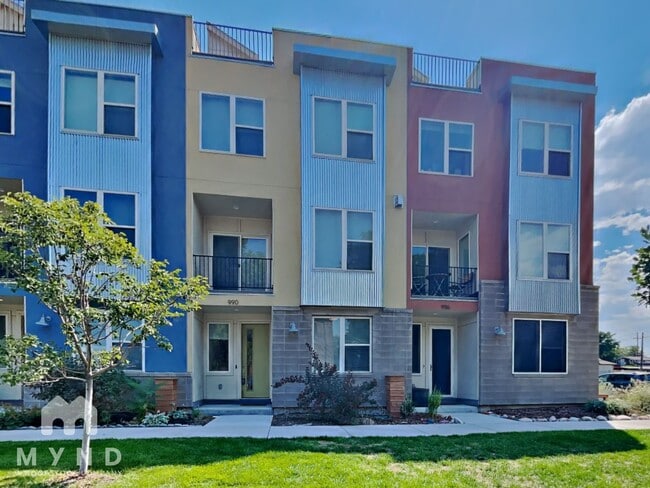 property at 990 W 9th Ave