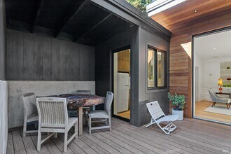15 Heuters Ln in Mill Valley, CA - Building Photo - Building Photo