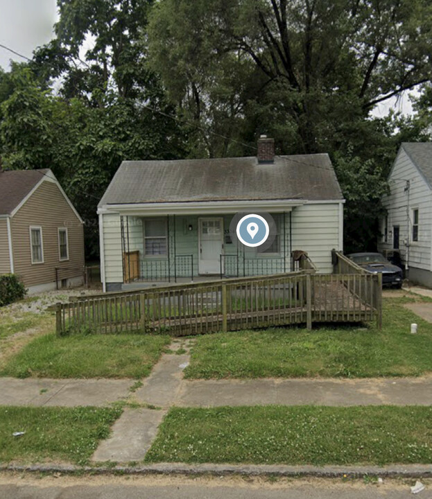 3304 Kirby Ave in Louisville, KY - Building Photo