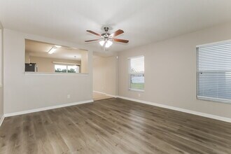 11019 Golden Silence Dr in Riverview, FL - Building Photo - Building Photo