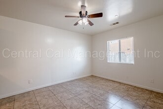 703 N St in Bakersfield, CA - Building Photo - Building Photo