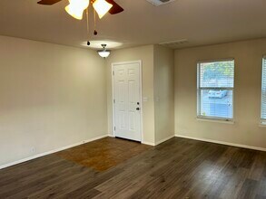 1305 Sunflower Ln in San Marcos, TX - Building Photo - Building Photo