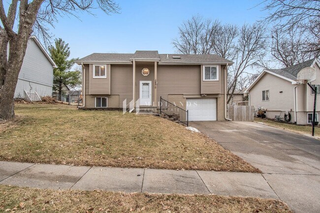 property at 8410 S 142nd Ave