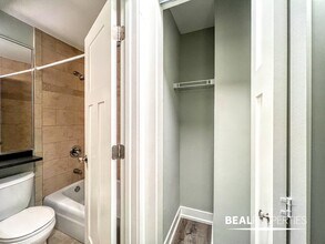 443 W Barry Ave in Chicago, IL - Building Photo - Building Photo