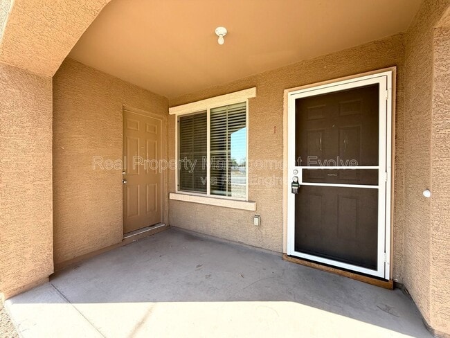 10402 N 9th Ave in Phoenix, AZ - Foto de edificio - Building Photo