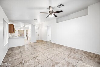 9018 W Cambridge Ave in Phoenix, AZ - Building Photo - Building Photo