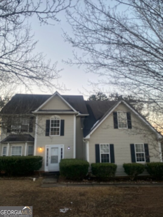 3636 River Heights in Ellenwood, GA - Building Photo