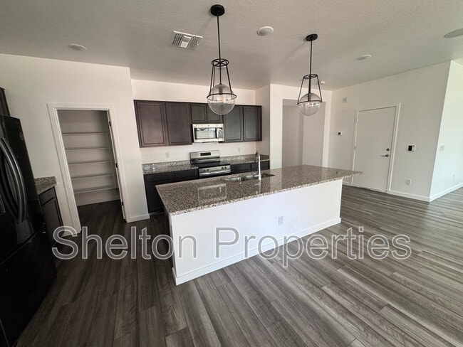 13845 S 177th Ave in Goodyear, AZ - Building Photo - Building Photo