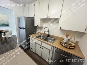 4639 Williams Rd in Benbrook, TX - Building Photo - Building Photo