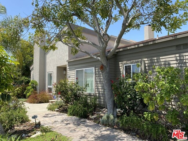 property at 59 Village Pkwy