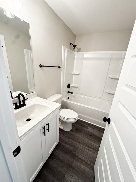 890 Cumberland Dr in Clarksville, TN - Building Photo