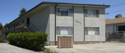 3077 Curran Ave in Oakland, CA - Building Photo - Building Photo