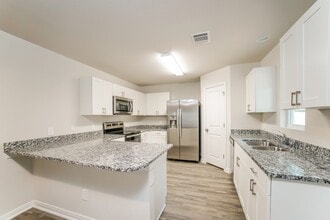 15645 Briar Forest Dr in Conroe, TX - Building Photo - Building Photo