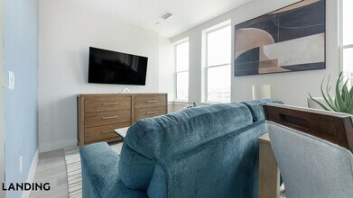 2005 11th St NW, Unit 603 in Washington, DC - Building Photo - Building Photo