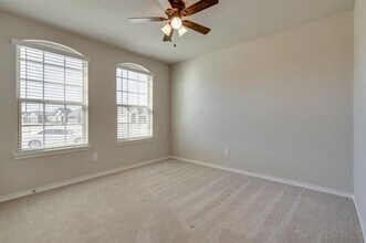 311 High Pt Wy in Justin, TX - Building Photo - Building Photo