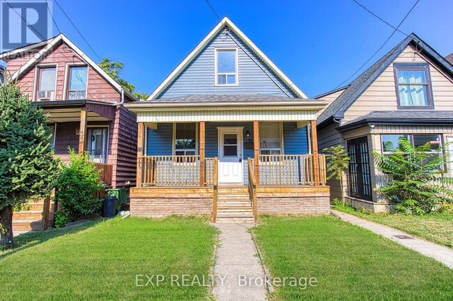 property at 35 Niagara St