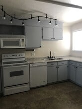 154 Center St in Jackson, CA - Building Photo - Building Photo