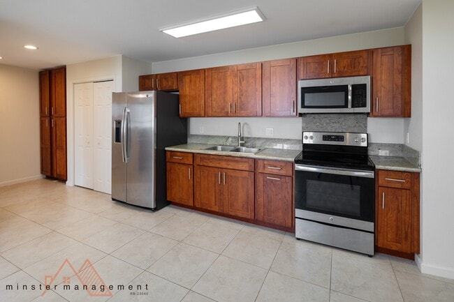 1626 Hanai Loop