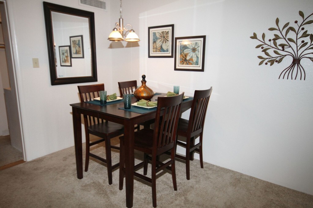 Crest Oasis Euless, TX Apartments