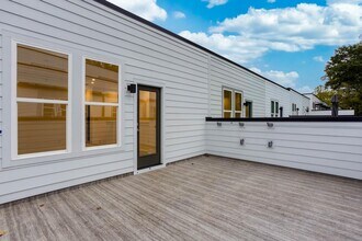 517 Motivation Cir NW in Atlanta, GA - Building Photo - Building Photo