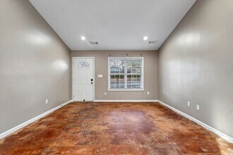 1612 Dupwe Dr in Jonesboro, AR - Building Photo - Building Photo