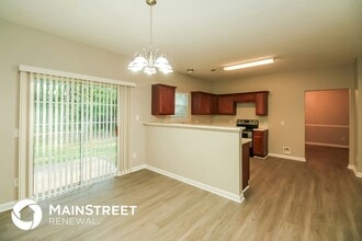 6417 Polar Fox Ct in Riverdale, GA - Foto de edificio - Building Photo