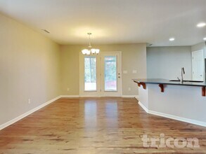 42 Yadkin St in Clayton, NC - Building Photo - Building Photo