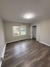 153 Cedar Swamp Rd in Jackson Township, NJ - Building Photo - Building Photo