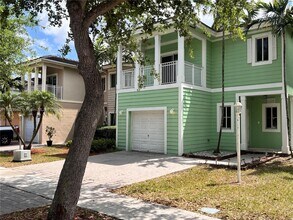 3358 NE 4th St in Homestead, FL - Building Photo - Building Photo